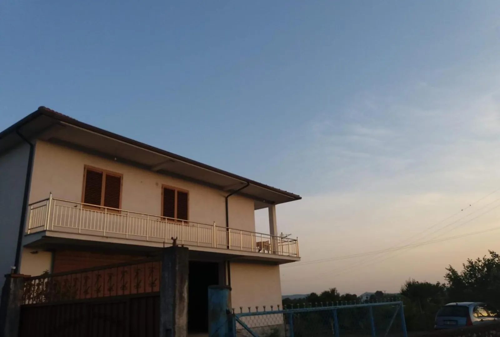 Sunset Guesthouse Oblike